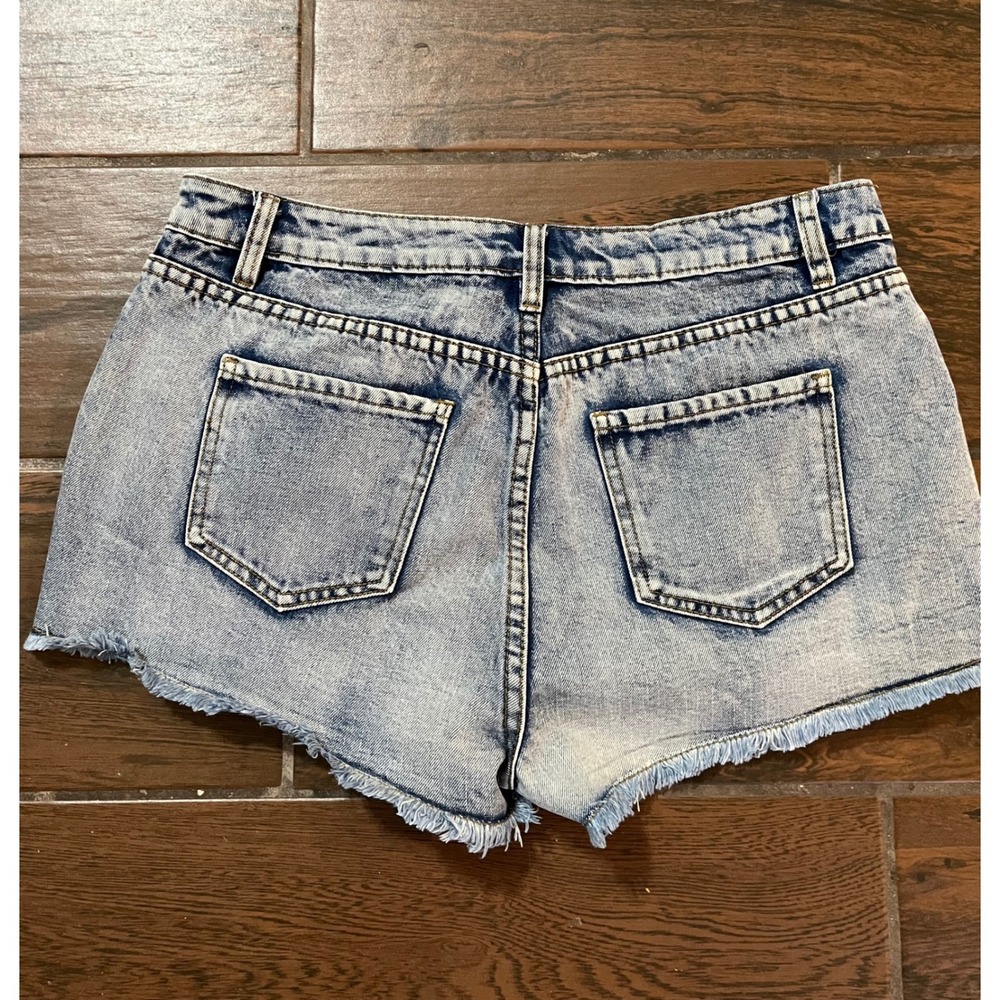 Bongo Womens Boho Tapestry Lace Patchwork Denim Shorts Light Wash Size 9 - Picture 2 of 7
